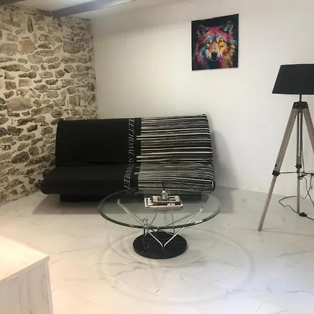 Maison De Village Au Calme 4 Personnes شقة