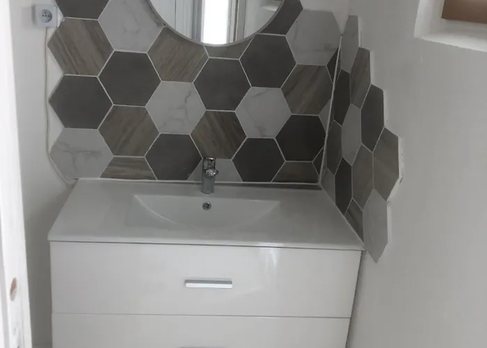 Au Calme 4 Personnes Apartment Saint-Paulet-de-Caisson
